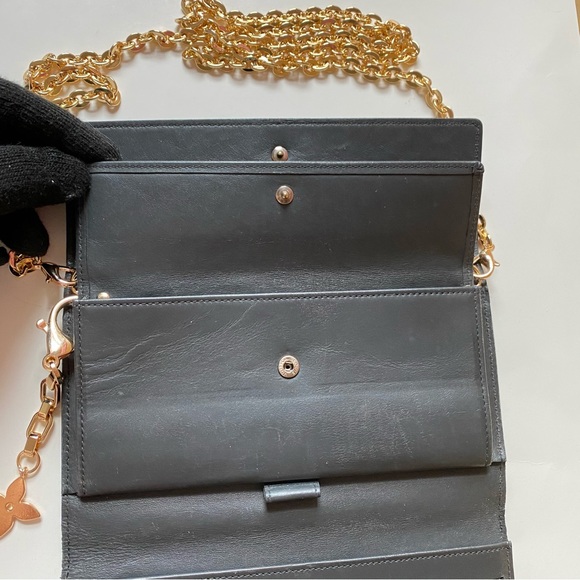 LOUIS VUITTON LEATHER WOC❤️ - Picture 7 of 15